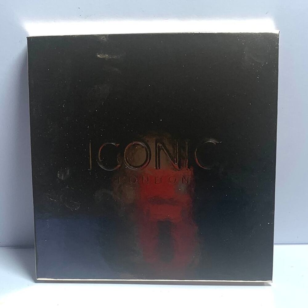 Iconic London makeup palette
